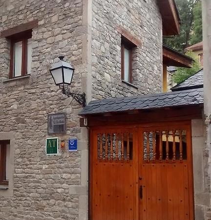 Tia Maria Bed and Breakfast Cerredo Exteriör bild