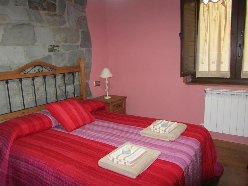 Tia Maria Bed and Breakfast Cerredo Rum bild