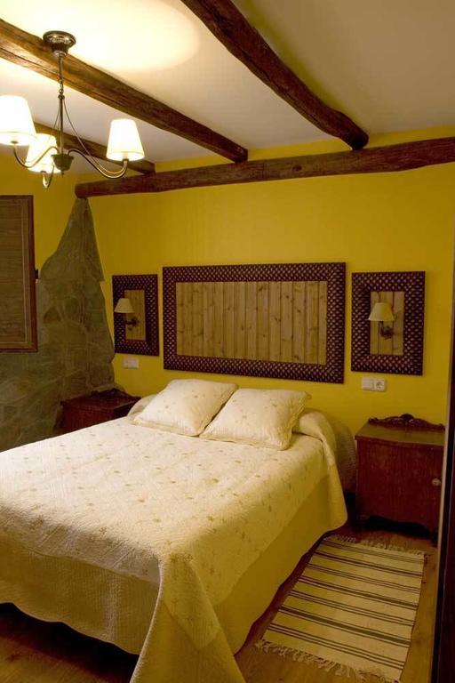 Tia Maria Bed and Breakfast Cerredo Rum bild