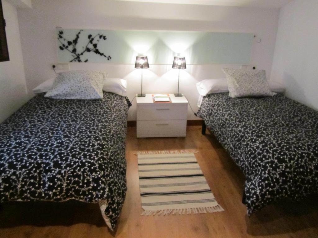 Tia Maria Bed and Breakfast Cerredo Rum bild