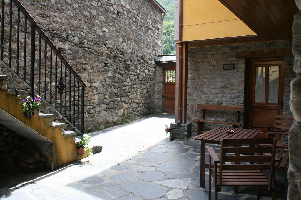 Tia Maria Bed and Breakfast Cerredo Exteriör bild