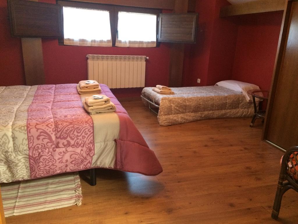 Tia Maria Bed and Breakfast Cerredo Exteriör bild